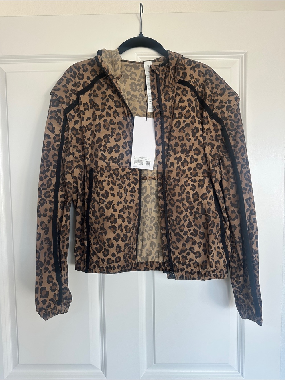 NWT LULULEMON Transformable Windbreaker Leopard Size XS